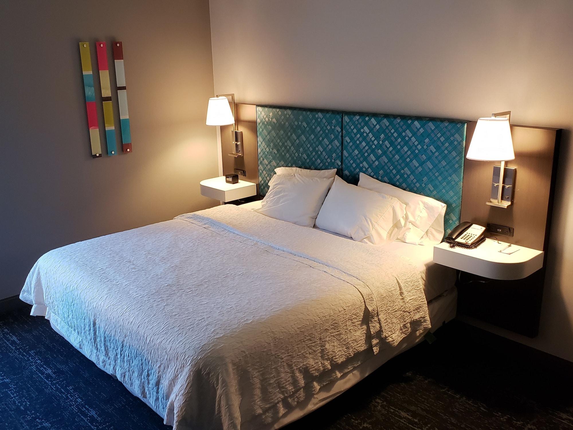 Hampton Inn & Suites Newtown Yardley Dış mekan fotoğraf
