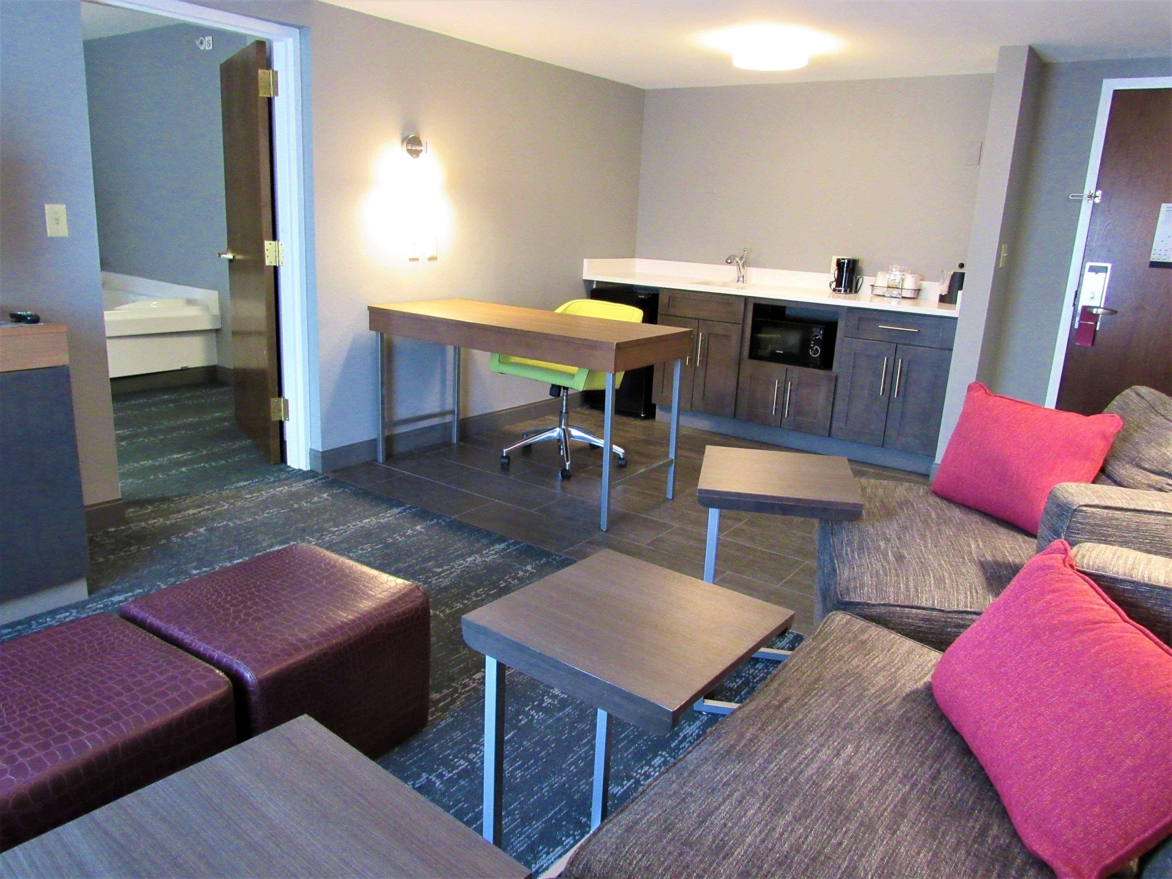Hampton Inn & Suites Newtown Yardley Dış mekan fotoğraf