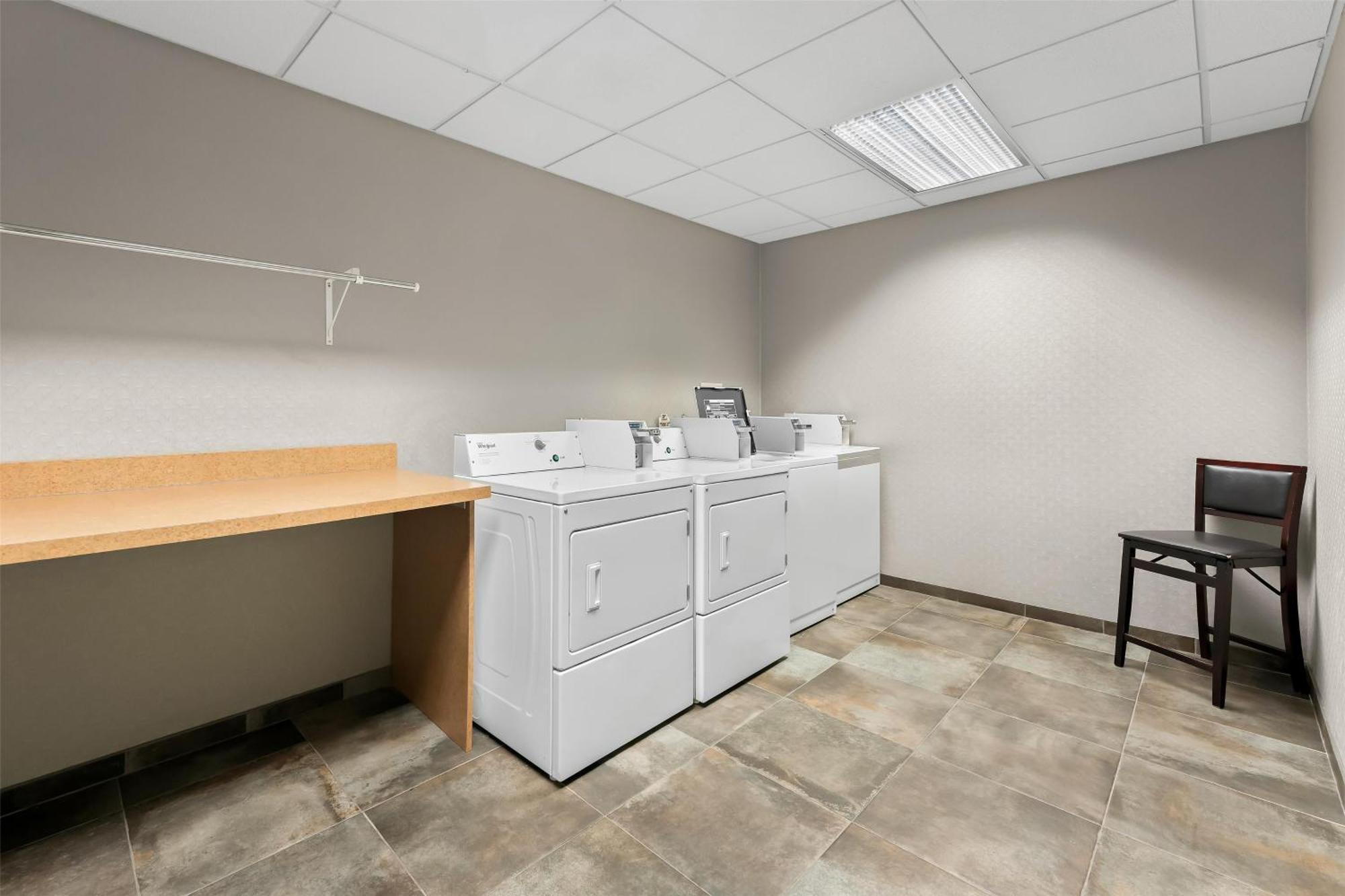 Hampton Inn & Suites Newtown Yardley Dış mekan fotoğraf