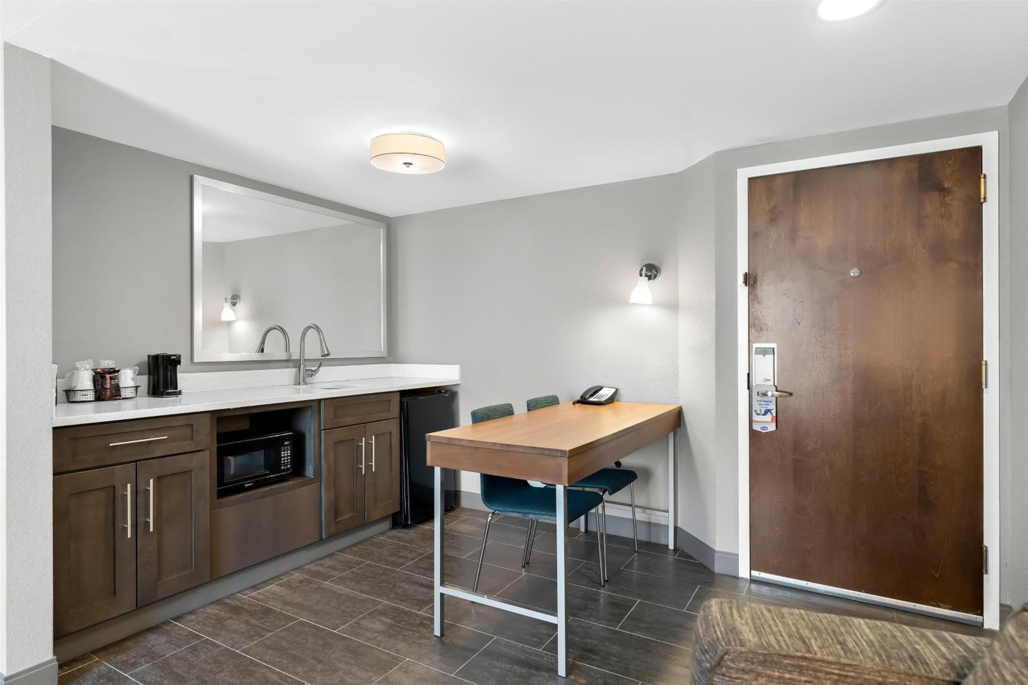 Hampton Inn & Suites Newtown Yardley Dış mekan fotoğraf