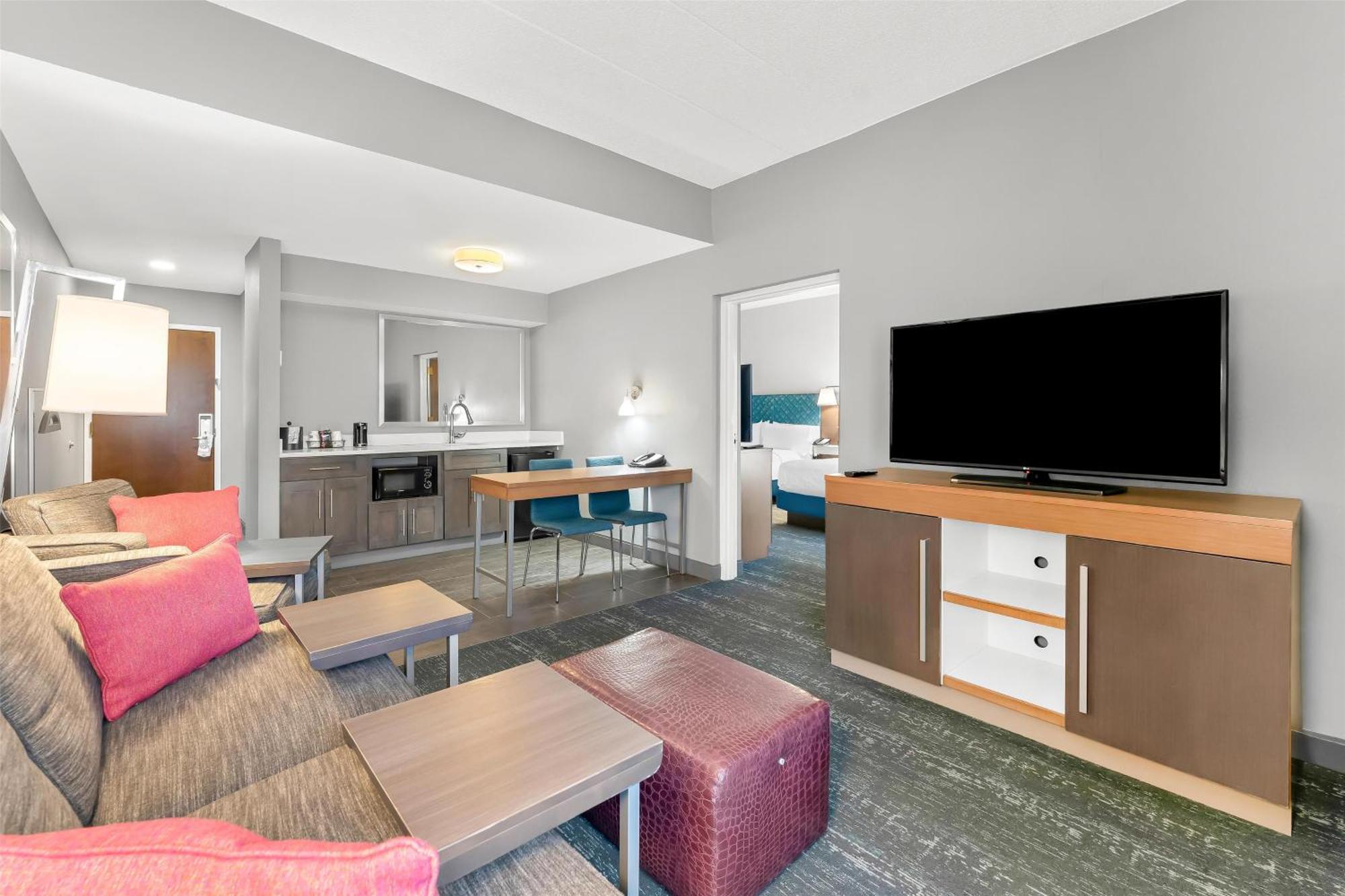 Hampton Inn & Suites Newtown Yardley Dış mekan fotoğraf