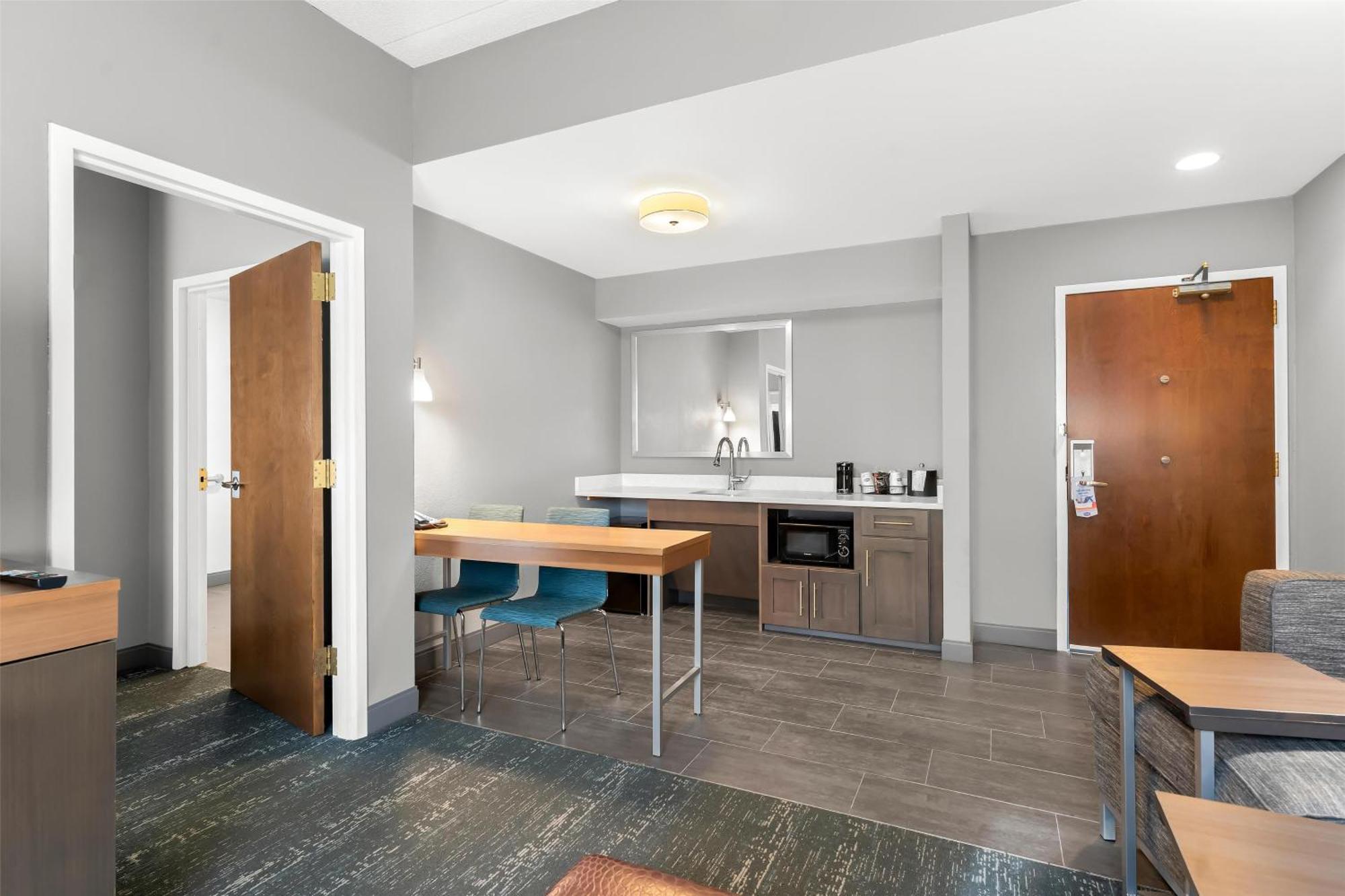 Hampton Inn & Suites Newtown Yardley Dış mekan fotoğraf