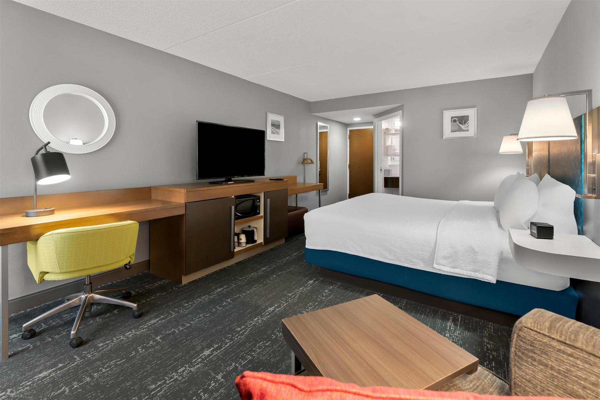Hampton Inn & Suites Newtown Yardley Dış mekan fotoğraf