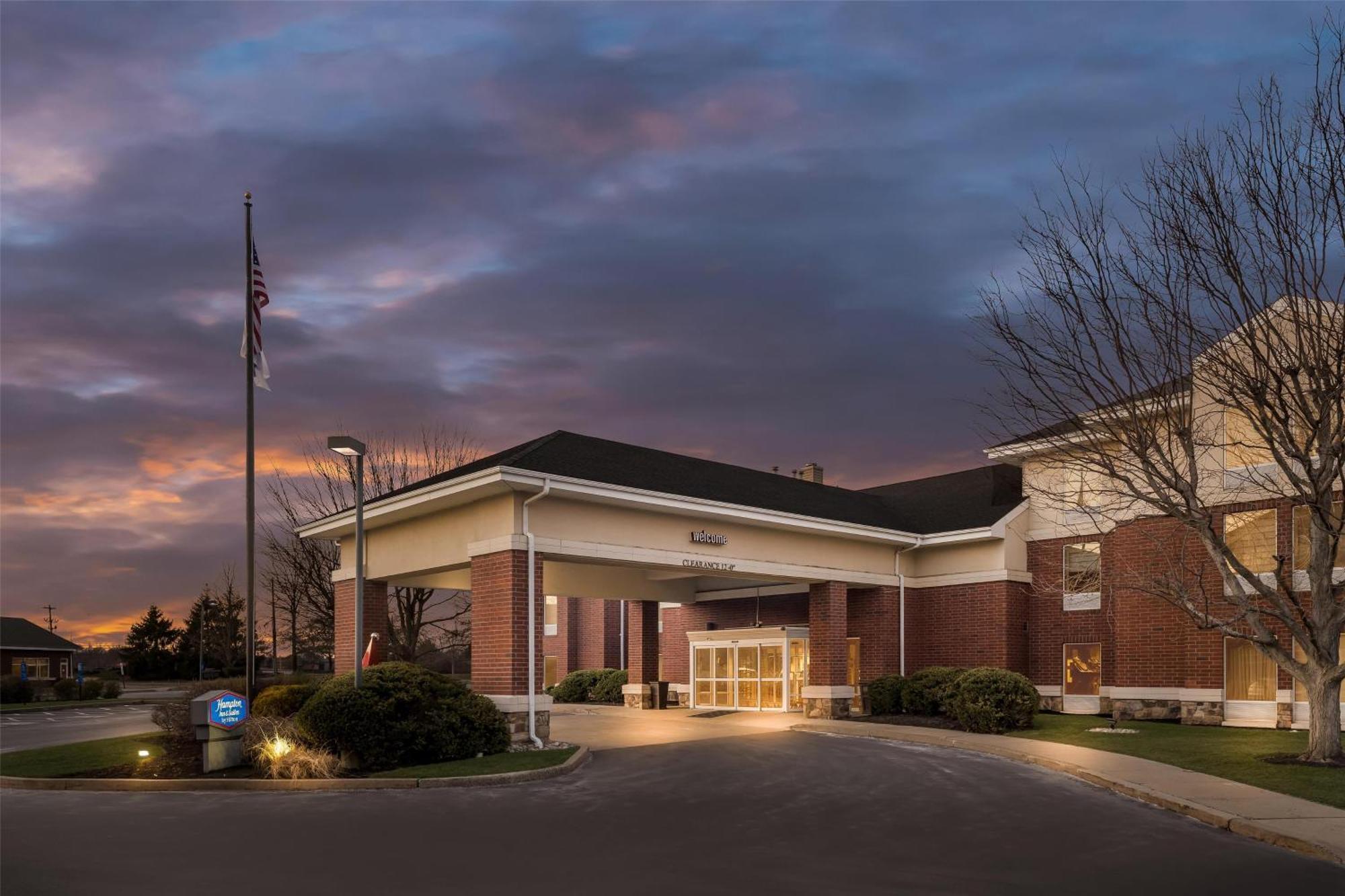 Hampton Inn & Suites Newtown Yardley Dış mekan fotoğraf