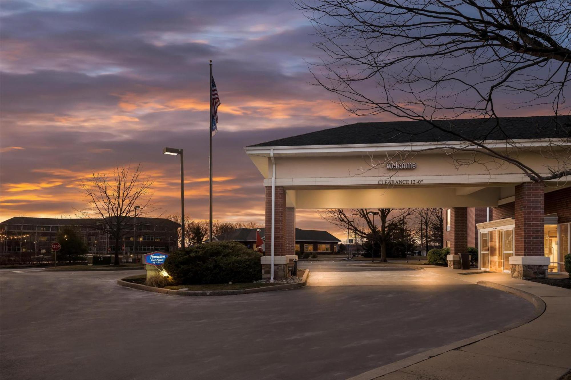 Hampton Inn & Suites Newtown Yardley Dış mekan fotoğraf